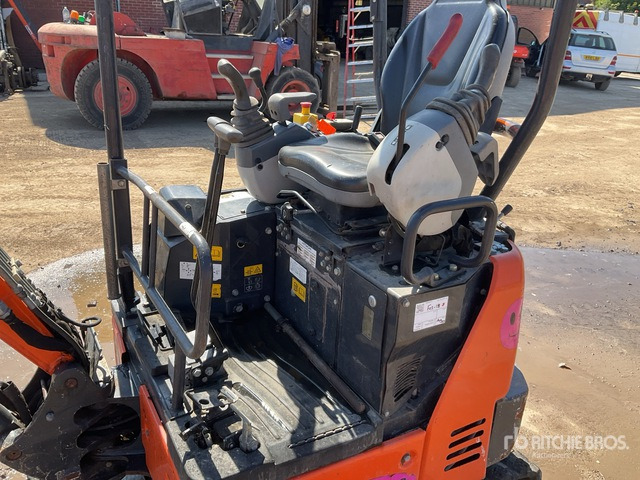 2017 Hitachi ZX19U-5AYR Remote Control Unit Mini Excavator: <6.6t - Mini pelle: photos 1 2017 Hitachi ZX19U-5AYR Remote Control Unit Mini Excavator: <6.6t - Mini pelle: photos 1