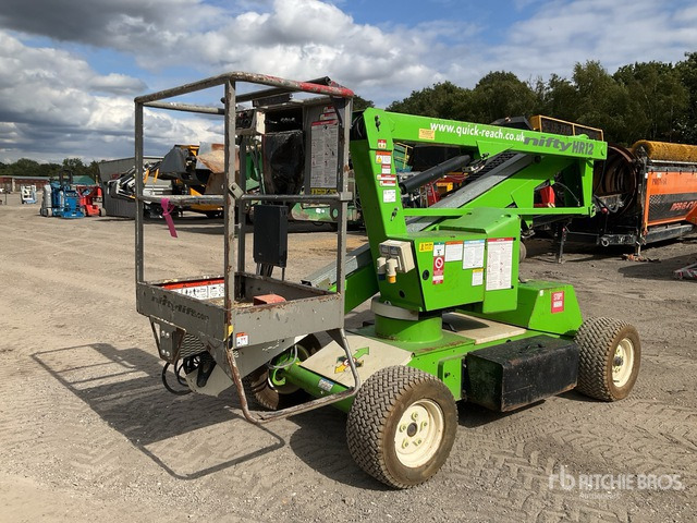 2017 Nifty HR12NDE 2WD Hybrid Articulating Boom Lift - Nacelle articulée: photos 2 2017 Nifty HR12NDE 2WD Hybrid Articulating Boom Lift - Nacelle articulée: photos 2