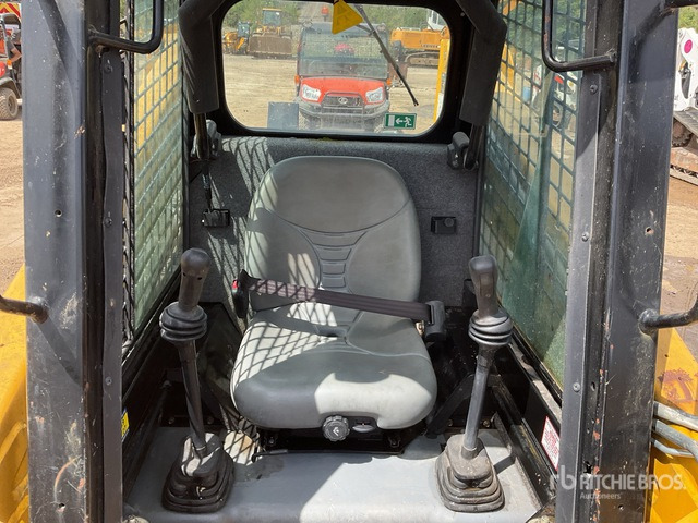 2021 Gehl R165 High Flow Skid Steer Loader - Mini chargeuse: photos 4 2021 Gehl R165 High Flow Skid Steer Loader - Mini chargeuse: photos 4