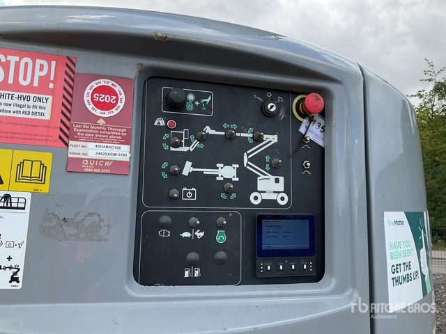 2021 Genie Z45 4WD Diesel Articulating Boom Lift - Nacelle articulée: photos 5 2021 Genie Z45 4WD Diesel Articulating Boom Lift - Nacelle articulée: photos 5