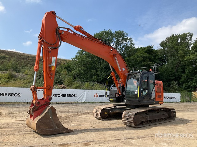 2021 Hitachi ZX225USLC-6 Tracked Excavator - Pelle sur chenille: photos 2 2021 Hitachi ZX225USLC-6 Tracked Excavator - Pelle sur chenille: photos 2