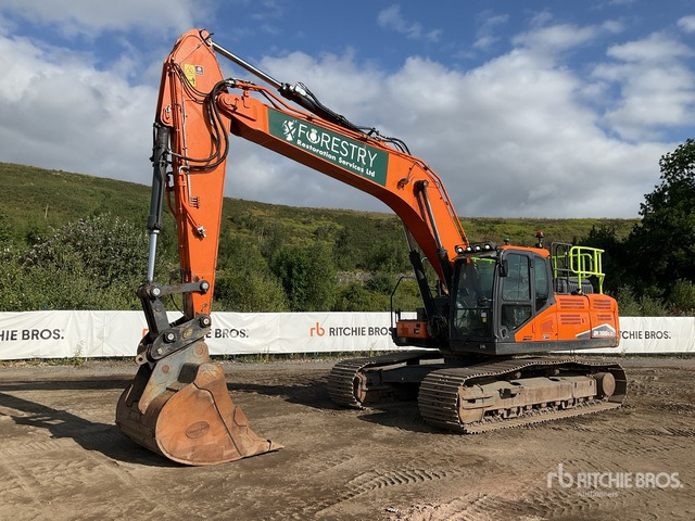 2022 Doosan DX300LC Tracked Excavator - Pelle sur chenille: photos 1 2022 Doosan DX300LC Tracked Excavator - Pelle sur chenille: photos 1