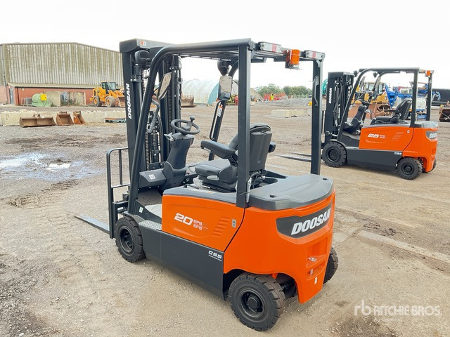 2023 Doosan B20X-7 PLUS 2000 kg (Unused) Electric Forklift - Chariot élévateur électrique: photos 4 2023 Doosan B20X-7 PLUS 2000 kg (Unused) Electric Forklift - Chariot élévateur électrique: photos 4