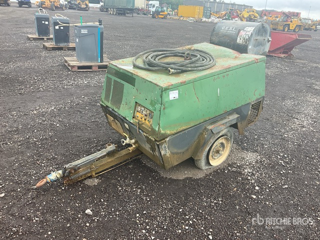 CompAir Air Compressor - Compresseur d'air: photos 2 CompAir Air Compressor - Compresseur d'air: photos 2