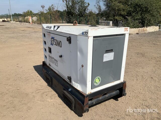 Sdmo R22 Generator Set - Groupe électrogène: photos 1 Sdmo R22 Generator Set - Groupe électrogène: photos 1
