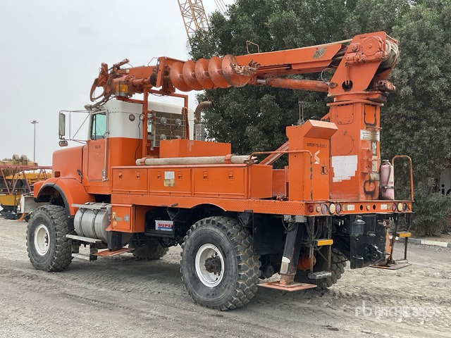 1995 Kenworth C500 Simon-Telelect on 4x4 Drill Truck - Broyeur/ Épareuse: photos 3 1995 Kenworth C500 Simon-Telelect on 4x4 Drill Truck - Broyeur/ Épareuse: photos 3