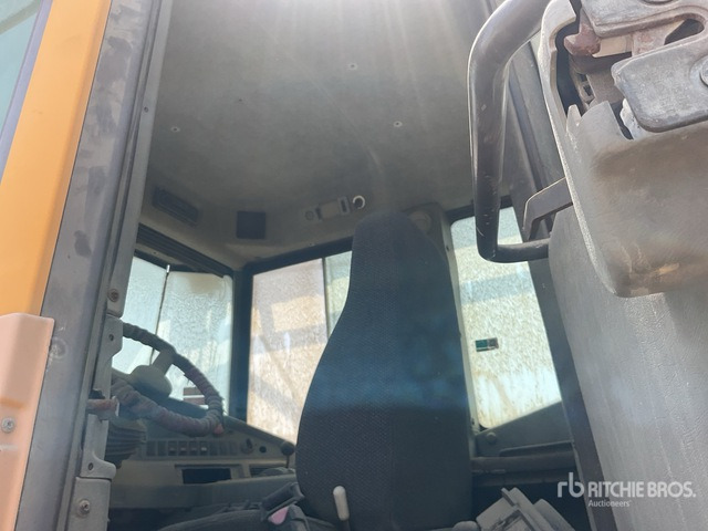 2006 Volvo A40D (Inoperable) Articulated Dump Truck - Tombereau articulé: photos 5 2006 Volvo A40D (Inoperable) Articulated Dump Truck - Tombereau articulé: photos 5