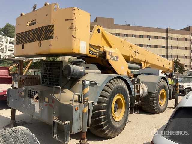 2007 Grove RT700E 55 ton 4x4x4 (Inoperable) Rough Terrain Crane - Grue automotrice lente: photos 3 2007 Grove RT700E 55 ton 4x4x4 (Inoperable) Rough Terrain Crane - Grue automotrice lente: photos 3