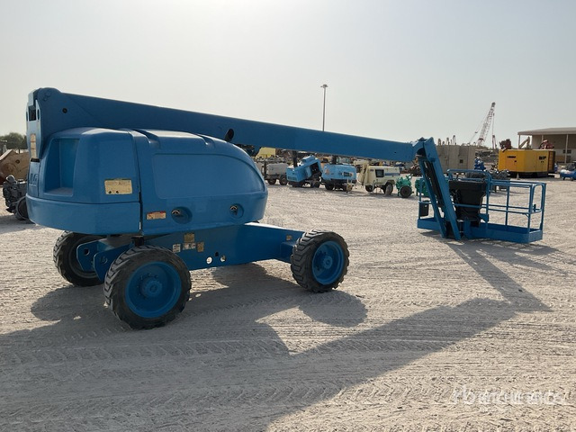2007 JLG 460SJ 4WD Diesel Telescopic Boom Lift - Nacelle télescopique: photos 3 2007 JLG 460SJ 4WD Diesel Telescopic Boom Lift - Nacelle télescopique: photos 3