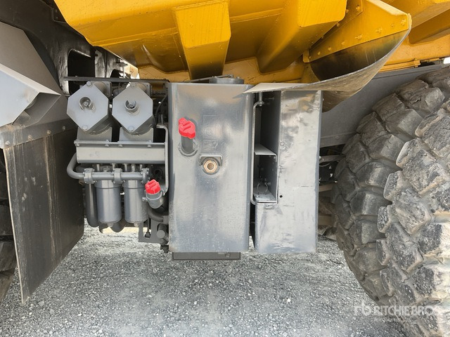 2009 Komatsu HD465-7R Haul Truck - Broyeur/ Épareuse: photos 5 2009 Komatsu HD465-7R Haul Truck - Broyeur/ Épareuse: photos 5