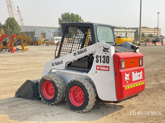 2010 Bobcat S130 - Mini chargeuse: photos 4 2010 Bobcat S130 - Mini chargeuse: photos 4