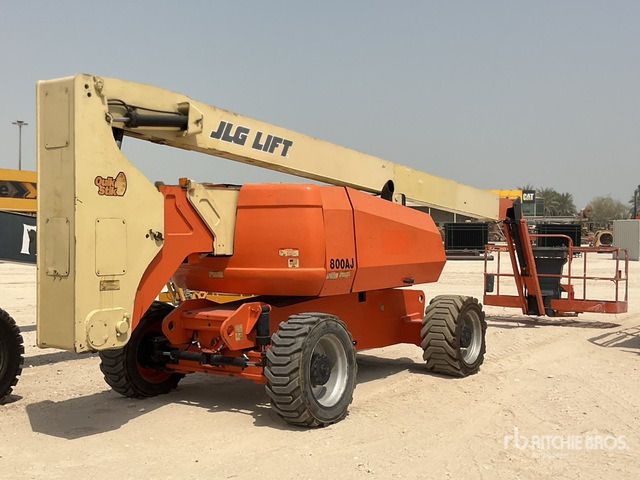 2012 JLG 800AJ 4WD Diesel Articulating Boom Lift - Nacelle articulée: photos 4 2012 JLG 800AJ 4WD Diesel Articulating Boom Lift - Nacelle articulée: photos 4