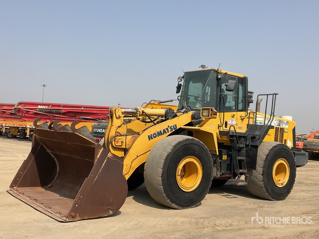2012 Komatsu WA470-6 - Chargeuse sur pneus: photos 2 2012 Komatsu WA470-6 - Chargeuse sur pneus: photos 2