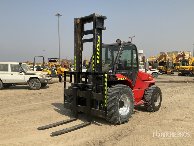 2012 Manitou M-X50-4 4x4 Rough Terrain Forklift - Chariot tout terrain: photos 1 2012 Manitou M-X50-4 4x4 Rough Terrain Forklift - Chariot tout terrain: photos 1