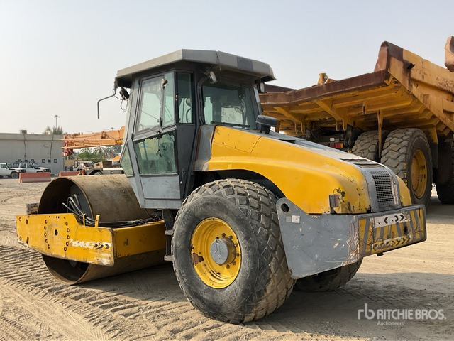2014 Dynapac CA250D - Compacteur à pieds de mouton/ Monocylindre: photos 5 2014 Dynapac CA250D - Compacteur à pieds de mouton/ Monocylindre: photos 5