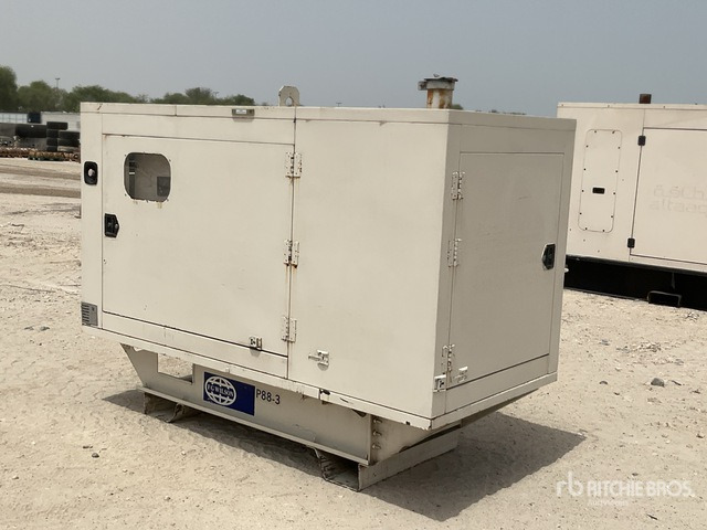 2014 FG Wilson P88 3 100 kVA Skid-Mounted (Inoperable) Generator Set - Groupe électrogène: photos 3 2014 FG Wilson P88 3 100 kVA Skid-Mounted (Inoperable) Generator Set - Groupe électrogène: photos 3