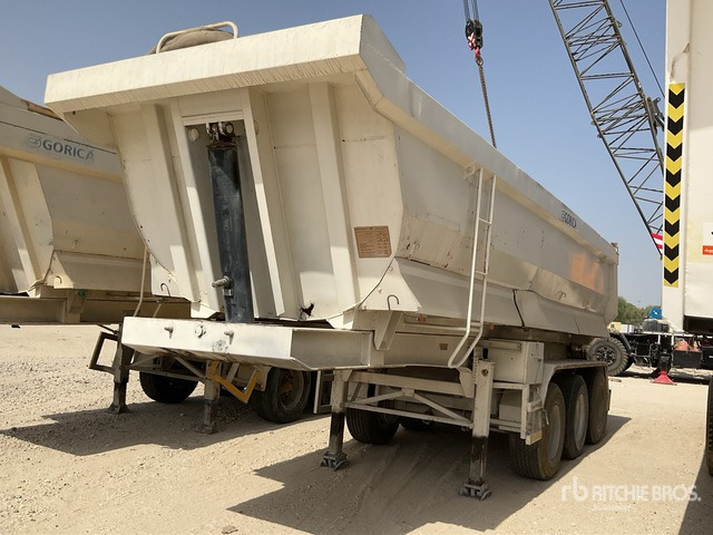 2015 Gorica TP22.25 Tri/A End Dump Trailer - Broyeur/ Épareuse: photos 2 2015 Gorica TP22.25 Tri/A End Dump Trailer - Broyeur/ Épareuse: photos 2