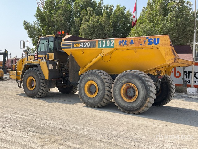 2015 Komatsu HM400-3 Articulated Dump Truck - Tombereau articulé: photos 2 2015 Komatsu HM400-3 Articulated Dump Truck - Tombereau articulé: photos 2