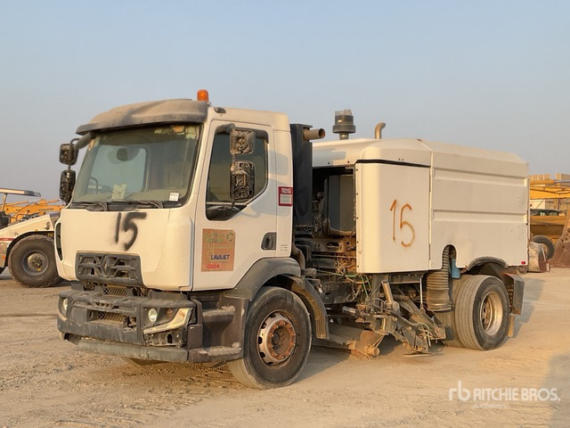 2016 Renault D18 Elgin on Sweeper Truck - Balayeuse de voirie: photos 2 2016 Renault D18 Elgin on Sweeper Truck - Balayeuse de voirie: photos 2