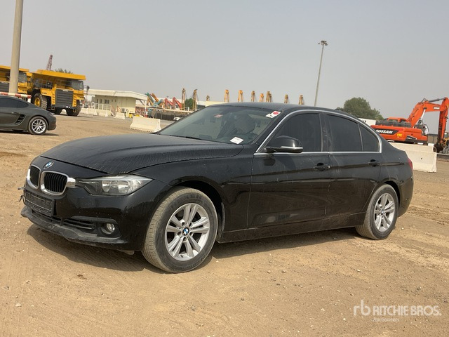 2017 BMW 318i Automobile - Voiture: photos 1 2017 BMW 318i Automobile - Voiture: photos 1