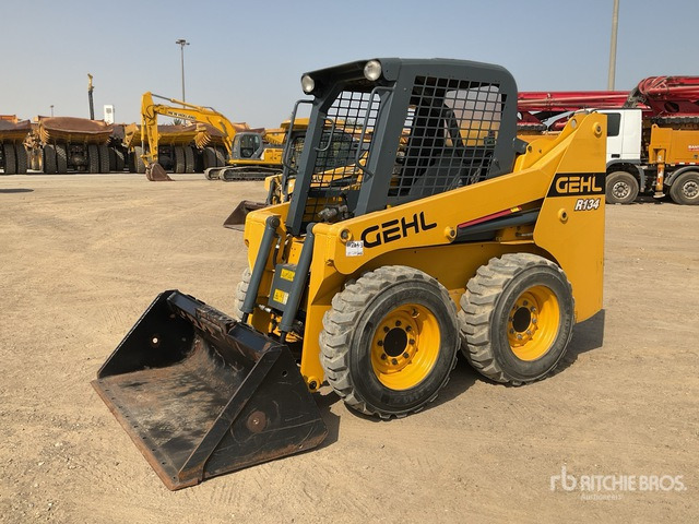2017 Gehl R134 - Mini chargeuse: photos 1 2017 Gehl R134 - Mini chargeuse: photos 1