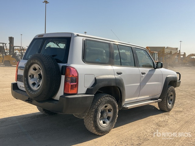 2018 Nissan Patrol GL 4x4 SUV - SUV: photos 3 2018 Nissan Patrol GL 4x4 SUV - SUV: photos 3