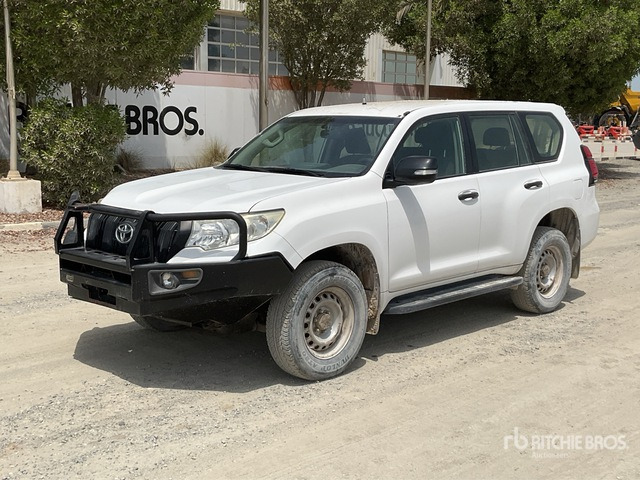 2018 Toyota Prado TX 150L 4x4 SUV - SUV: photos 2 2018 Toyota Prado TX 150L 4x4 SUV - SUV: photos 2