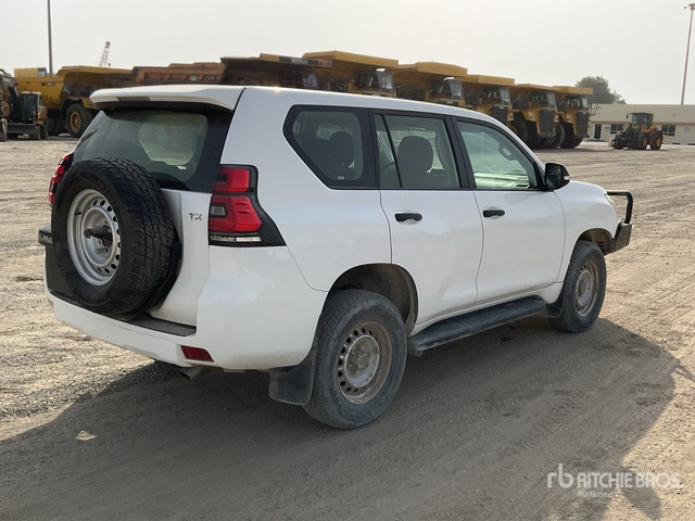 2018 Toyota Prado TX 150L 4x4 SUV - SUV: photos 3 2018 Toyota Prado TX 150L 4x4 SUV - SUV: photos 3