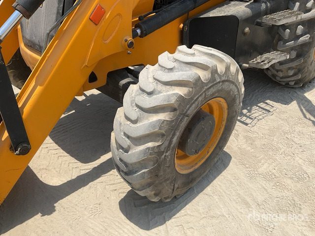 2019 JCB 3DX 4x4 Backhoe Loader - Broyeur/ Épareuse: photos 5 2019 JCB 3DX 4x4 Backhoe Loader - Broyeur/ Épareuse: photos 5