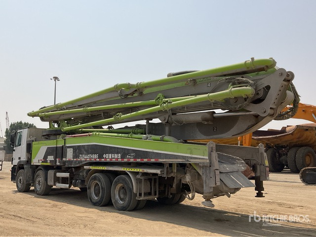 2019 Mercedes-Benz Actros 4141 2019 Zoomlion 56X-6RZ 56 m on 8 ... Concrete Pump Truck - Camion pompe: photos 4 2019 Mercedes-Benz Actros 4141 2019 Zoomlion 56X-6RZ 56 m on 8 ... Concrete Pump Truck - Camion pompe: photos 4