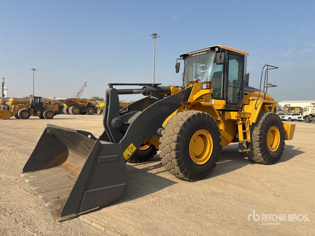 2019 Volvo L105 High Lift Wheel Loader - Chargeuse sur pneus: photos 1 2019 Volvo L105 High Lift Wheel Loader - Chargeuse sur pneus: photos 1