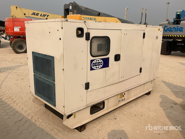 2021 FG Wilson P110-3 125 kVA Skid-Mounted Generator Set - Groupe électrogène: photos 1 2021 FG Wilson P110-3 125 kVA Skid-Mounted Generator Set - Groupe électrogène: photos 1