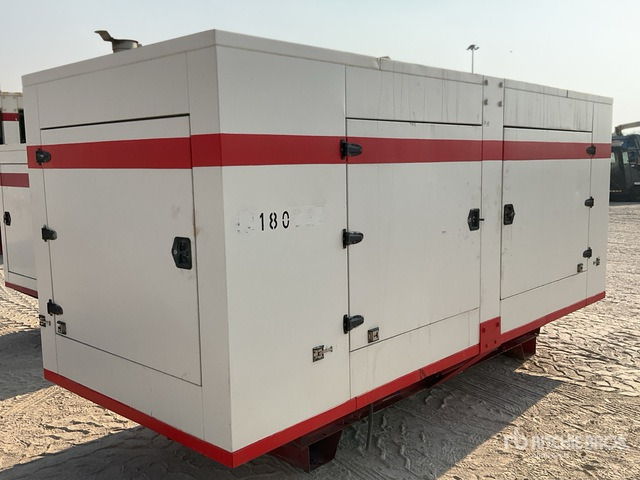 2021 FG Wilson P220H-2 220 kVA Skid-Mounted Generator Set - Groupe électrogène: photos 2 2021 FG Wilson P220H-2 220 kVA Skid-Mounted Generator Set - Groupe électrogène: photos 2