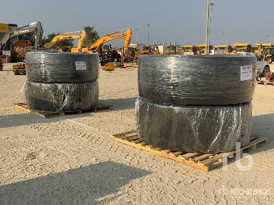 MICHELIN Quantity of (4) 29.5R29 (Unused) - Pneu: photos 4 MICHELIN Quantity of (4) 29.5R29 (Unused) - Pneu: photos 4