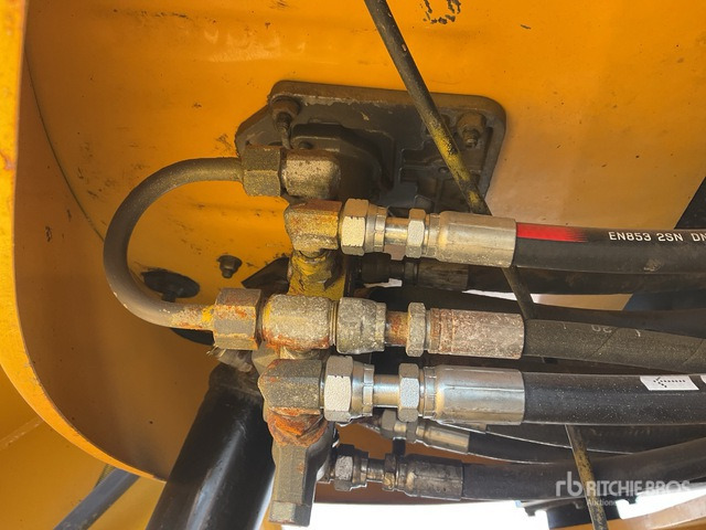 Volvo L105 Wheel Loader - Chargeuse sur pneus: photos 5 Volvo L105 Wheel Loader - Chargeuse sur pneus: photos 5