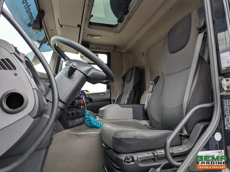 DAF CF 290 FAN 6x2/4 Daycab Euro6C - Koel-VriesBak 7.9m + Carrier Supra 1150MT + Laadklep 2000kg - 07/2025APK - Camion frigorifique: photos 5 DAF CF 290 FAN 6x2/4 Daycab Euro6C - Koel-VriesBak 7.9m + Carrier Supra 1150MT + Laadklep 2000kg - 07/2025APK - Camion frigorifique: photos 5