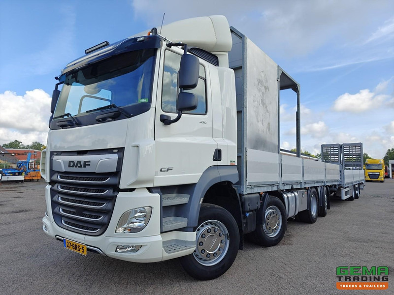 DAF CF 430 FAX 8x2/6 Dagcabine Euro6D - Machine Transporter + 2assige Aanhanger - Hydraulische Rampen - Afneembare 10.000L WaterTank - 20.000km! Origineel - Camion porte-voitures: photos 1 DAF CF 430 FAX 8x2/6 Dagcabine Euro6D - Machine Transporter + 2assige Aanhanger - Hydraulische Rampen - Afneembare 10.000L WaterTank - 20.000km! Origineel - Camion porte-voitures: photos 1