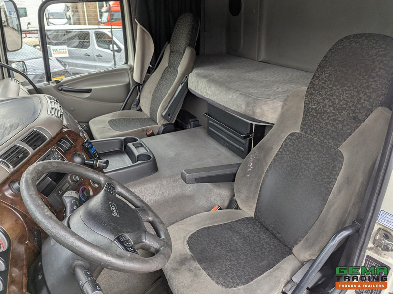 DAF CF85.410 4x2 Spacecab Euro5 - Geïsoleerde bak 7.6m - Laadklep 1500kg - Reservewiel - Camion fourgon: photos 5 DAF CF85.410 4x2 Spacecab Euro5 - Geïsoleerde bak 7.6m - Laadklep 1500kg - Reservewiel - Camion fourgon: photos 5