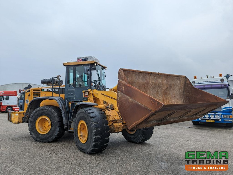 Hyundai HL760-9A Wheelloader - BM-Air overdruk unit - Cummins QSB6.7 - Engine prefilters (M33) - Chargeuse sur pneus: photos 2 Hyundai HL760-9A Wheelloader - BM-Air overdruk unit - Cummins QSB6.7 - Engine prefilters (M33) - Chargeuse sur pneus: photos 2