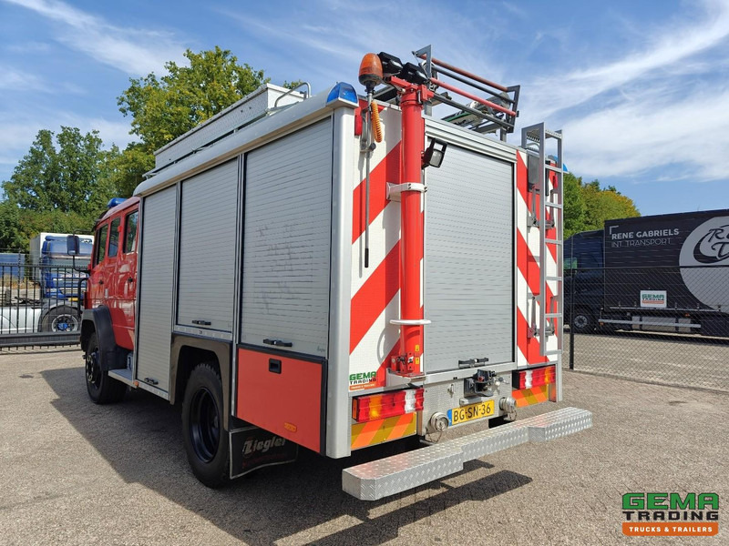 Mercedes-Benz 1124 AF 4x4 Dubbelcab 6Cil - 8 Pers - Ziegler TS - Tankautospuit TS09 LD2.800 HD265 T2.000 S40 - 04/2026 APK - Camion de pompier: photos 4 Mercedes-Benz 1124 AF 4x4 Dubbelcab 6Cil - 8 Pers - Ziegler TS - Tankautospuit TS09 LD2.800 HD265 T2.000 S40 - 04/2026 APK - Camion de pompier: photos 4