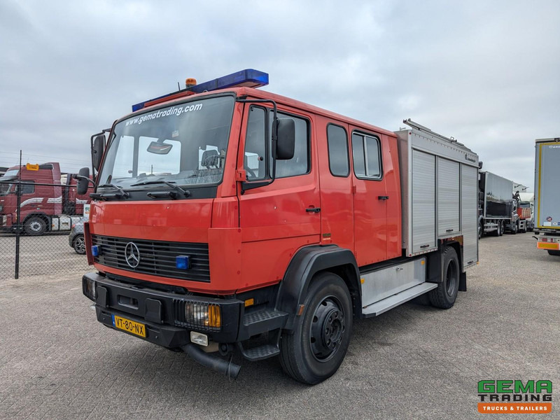 Mercedes-Benz 1124 AF 4x4 Dubbelcab 6Cil - 9 Pers - Kronenburg Tankautospuit TS08 LD3.000 HD240 T2.400 LiterTank - Camion de pompier: photos 1 Mercedes-Benz 1124 AF 4x4 Dubbelcab 6Cil - 9 Pers - Kronenburg Tankautospuit TS08 LD3.000 HD240 T2.400 LiterTank - Camion de pompier: photos 1