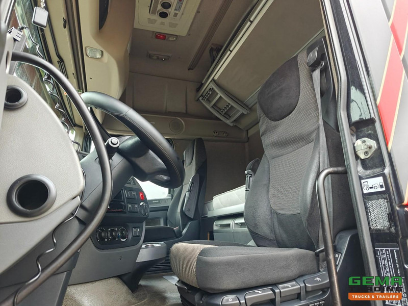 DAF FT XF460 4x2 Superspacecab Euro6A - Retarder - Dubbele Tanks - StandAirco - SMARTTacho V2 - Tracteur routier: photos 5 DAF FT XF460 4x2 Superspacecab Euro6A - Retarder - Dubbele Tanks - StandAirco - SMARTTacho V2 - Tracteur routier: photos 5