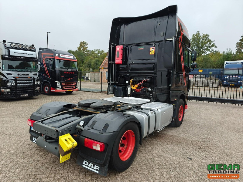 DAF FT XF460 4x2 Superspacecab Euro6A - Retarder - Dubbele Tanks - StandAirco - SMARTTacho V2 - Tracteur routier: photos 3 DAF FT XF460 4x2 Superspacecab Euro6A - Retarder - Dubbele Tanks - StandAirco - SMARTTacho V2 - Tracteur routier: photos 3