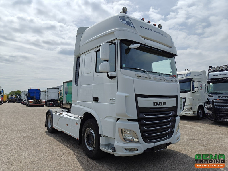 DAF XF 460 FT 4x2 SuperSpaceCab Euro6 - Retarder - Handgeschakeld - Dubbele Tanks - BelgiumTruck - Tracteur routier: photos 2 DAF XF 460 FT 4x2 SuperSpaceCab Euro6 - Retarder - Handgeschakeld - Dubbele Tanks - BelgiumTruck - Tracteur routier: photos 2