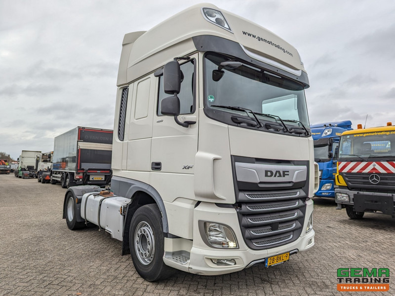 DAF XF 480 FT 4x2 Superspacecab Euro6 - PTO Prep - Dubbele Tanks - Climate Control - Tracteur routier: photos 2 DAF XF 480 FT 4x2 Superspacecab Euro6 - PTO Prep - Dubbele Tanks - Climate Control - Tracteur routier: photos 2