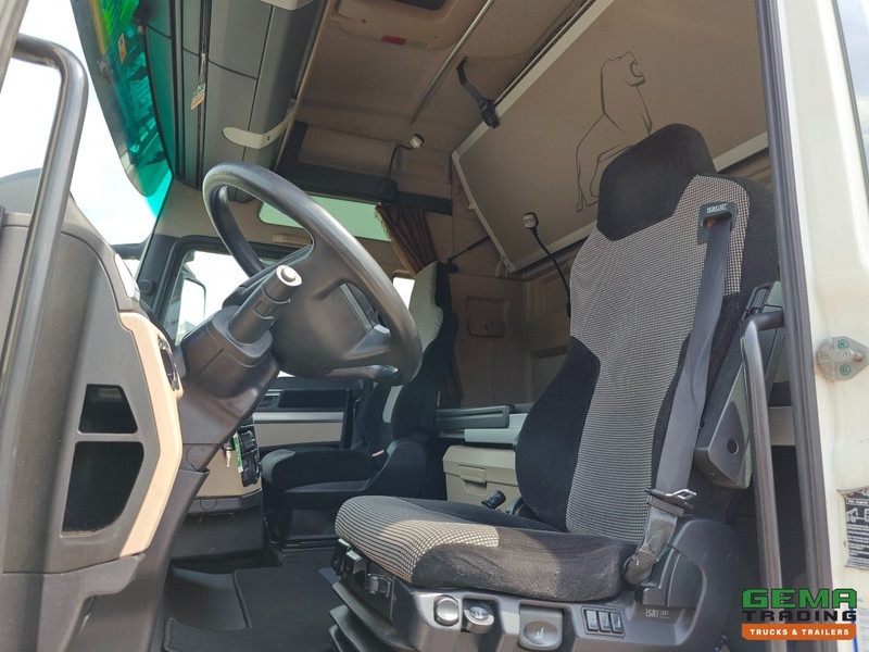 MAN TGX 18.500 4x2 XXL Euro6C - MEGA - Retarder - HefSchotel - Dubbele Tanks - Navi - SMARTtachoV2 - 12/2025 APK - Tracteur routier: photos 5 MAN TGX 18.500 4x2 XXL Euro6C - MEGA - Retarder - HefSchotel - Dubbele Tanks - Navi - SMARTtachoV2 - 12/2025 APK - Tracteur routier: photos 5