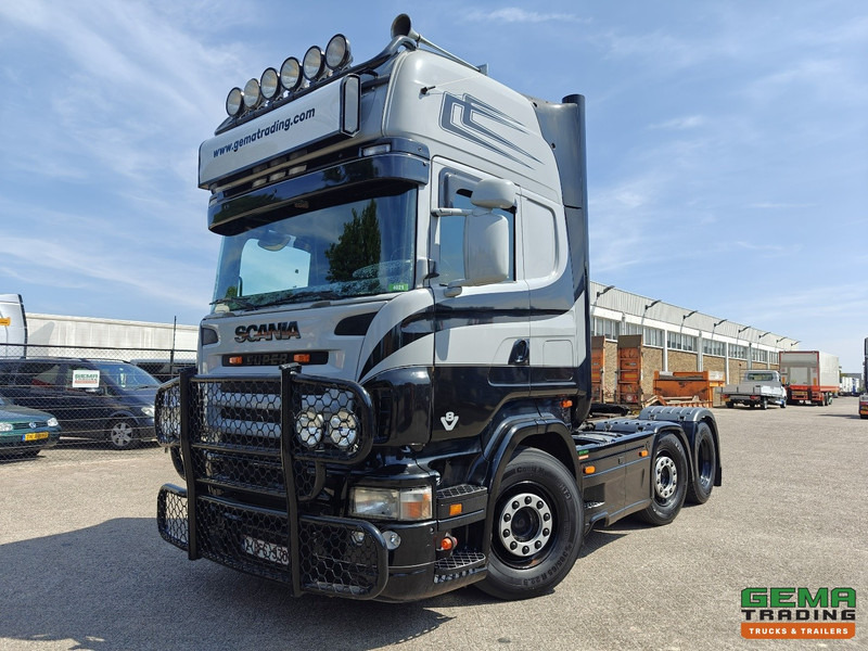 Scania R500 6x2/4 Topline Euro3 - V8 - Handgeschakeld - SchuifSchotel - 11/2025 APK - Tracteur routier: photos 1 Scania R500 6x2/4 Topline Euro3 - V8 - Handgeschakeld - SchuifSchotel - 11/2025 APK - Tracteur routier: photos 1