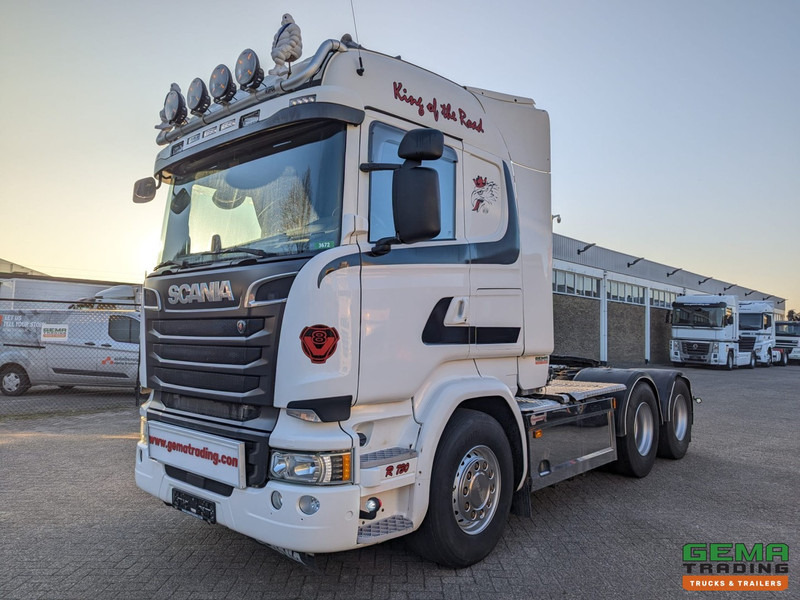 Scania R730 6x4 Highline Euro6 - V8 - Retarder - RVS Kist - Schuifschotel - Tracteur routier: photos 1 Scania R730 6x4 Highline Euro6 - V8 - Retarder - RVS Kist - Schuifschotel - Tracteur routier: photos 1