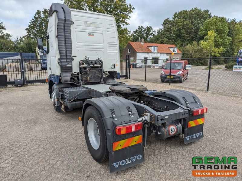 Volvo FH400 4x2 Euro5 FH400 4x2 Globetrotter Euro5 - ADR FL AT OX (T1513) - Tracteur routier: photos 4 Volvo FH400 4x2 Euro5 FH400 4x2 Globetrotter Euro5 - ADR FL AT OX (T1513) - Tracteur routier: photos 4
