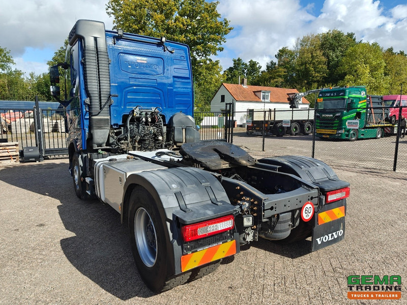 Volvo FH460 4x2 Globetrotter Euro6 - Hydrauliek - Naafreductie - 282.000KM Origineel! - Tracteur routier: photos 4 Volvo FH460 4x2 Globetrotter Euro6 - Hydrauliek - Naafreductie - 282.000KM Origineel! - Tracteur routier: photos 4